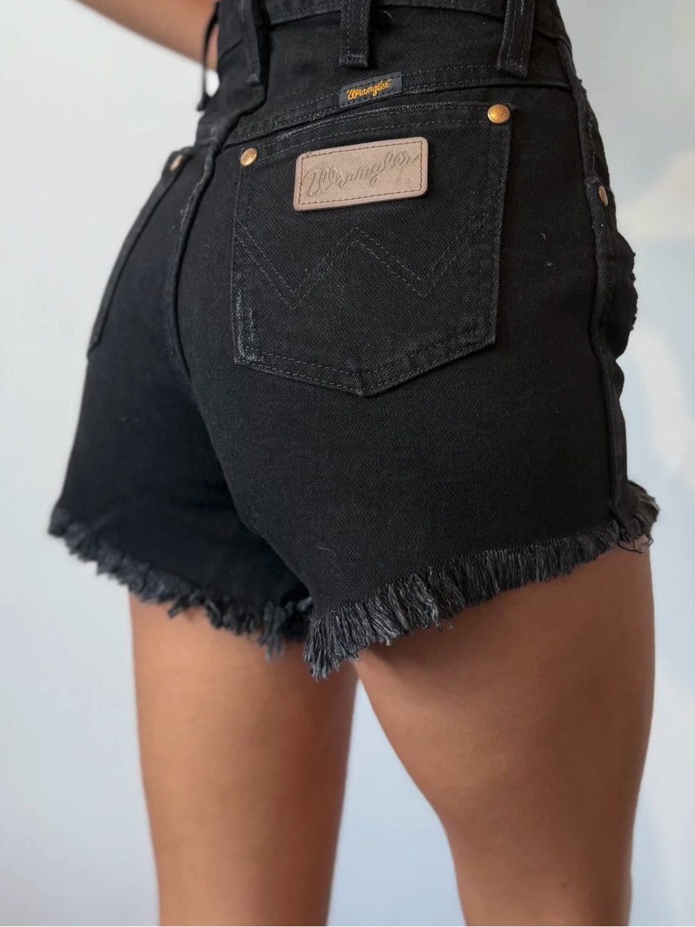 Vintage Wrangler Distressed Cutoff Denim Shorts – Black/Grey Wash | 34” Waist